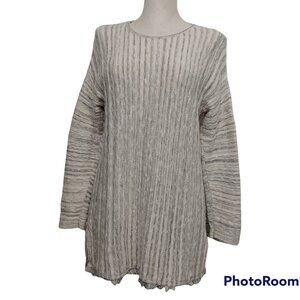 J Jill Sweater Gray Ivory Button Back Detail Knit Pullover Size Medium Petite